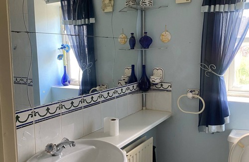 Cradley House | Peaceful Four Bedroom Birmingham Home