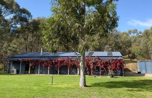 Splitters Creek House | Peaceful getaway in stunning bush setting