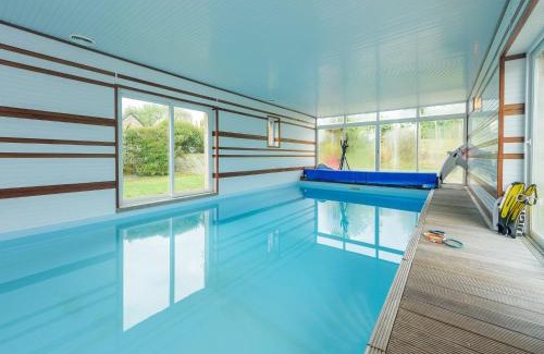 Plouguin House | Peaceful Holiday Home in Plouguin with Indoor Pool