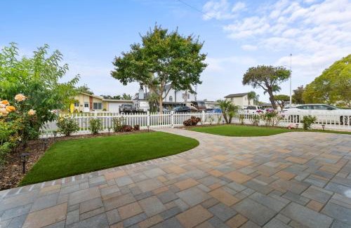 Huntington Beach House | Peaceful Home Near Beach & Disneyland