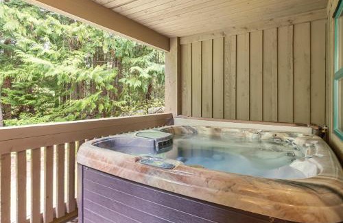 Blackcomb House | Peaceful Home with PRIVATE Hot Tub and Garage by Harmony Whistler