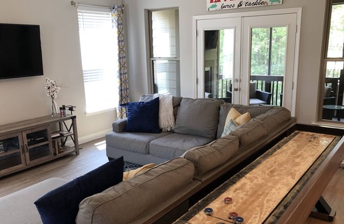 Dickel House | Peaceful Lake Cottage at Tims Ford Lake