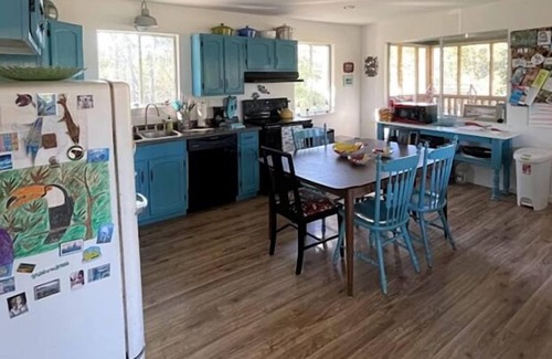 Bon Secour House | Peaceful location! Close to everything! Bring the family and dogs! Snowbirds!