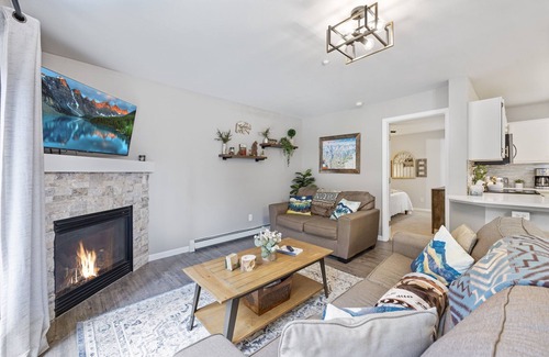 Breckenridge Condo | Peaceful Mountain Paradise- Located Directly Between Breck + Frisco!