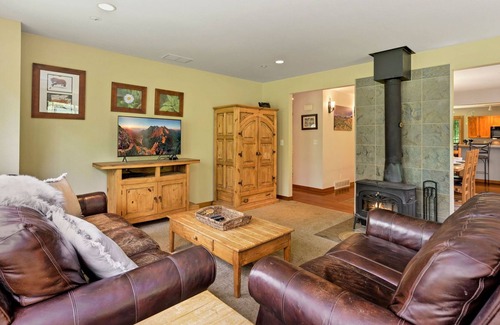 Fort Collins House | Peaceful Mtn Retreat – 25 min from Fort Collins!