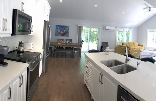 South Bruce Peninsula House | Peaceful Oasis welcomes everyone