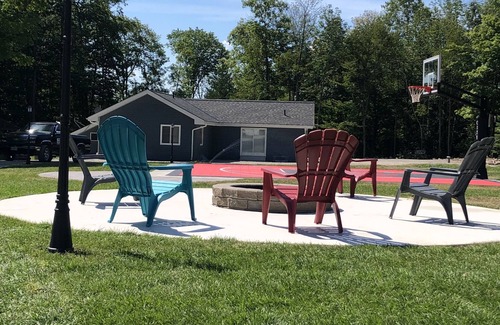 South Bruce Peninsula House | Peaceful Oasis welcomes everyone