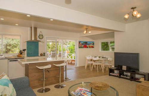 Pauanui House | Peaceful Pauanui - Pauanui Holiday Home