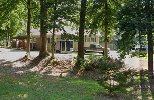 Troutman House | Peaceful Pet-Friendly Cottage