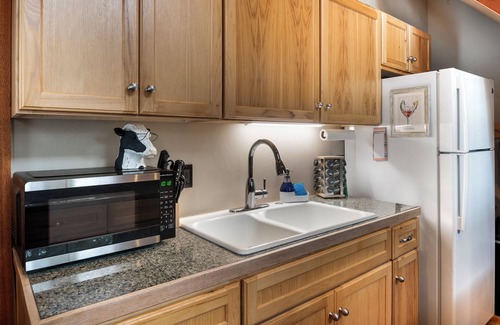 Kalispell Cabin | Peaceful Pines Retreat, Nature lover's paradise.