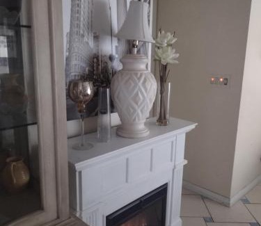 Orlando House | peaceful private room& retreat