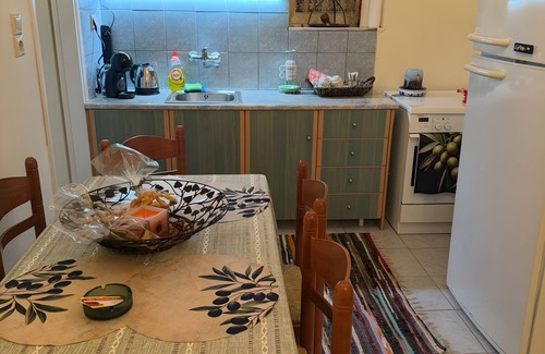 East Mani Apartment | Peaceful Refuge In Mani