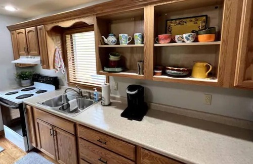 Galax Cabin | Peaceful & Relaxing Creekside Cabin Book 3 Nights Get 1 Night Free Book 7/Get20%