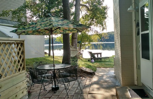 Delton Cottage | Peaceful, relaxing retreat