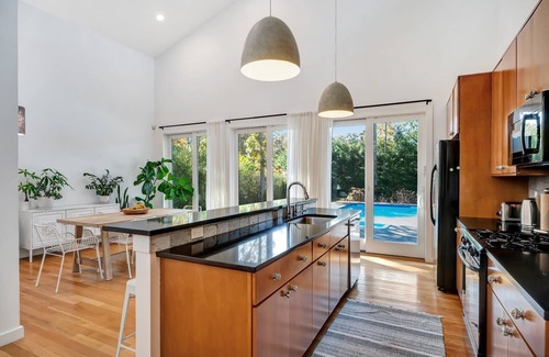 Hampton Bays House | Peaceful Retreat in Immaculate Architect’s House