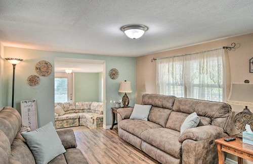 Satsuma House | Peaceful Satsuma Escape with Dunns Creek Access