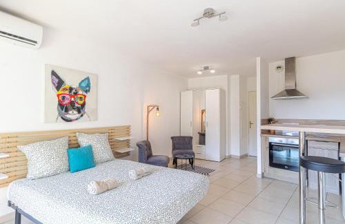 Roquebrune-Cap-Martin House | Peaceful Studio Swimming Pool Near Menton