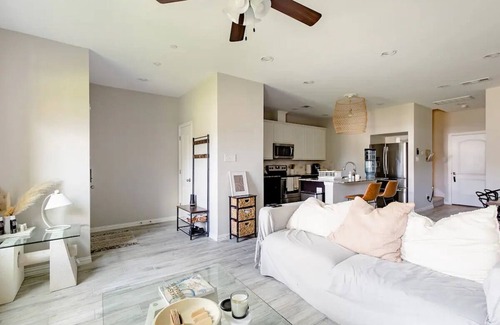 Garland House | Peaeful and relaxing aura