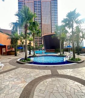 Imbi Apartment | Peak Suites At Times Square