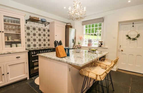 Lindale Cottage | PEAR TREE COTTAGE, pet friendly, with open fire in Grange-Over-Sands