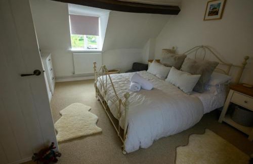 Bourton Apartment | Pear Tree Cottage in the Cotswolds