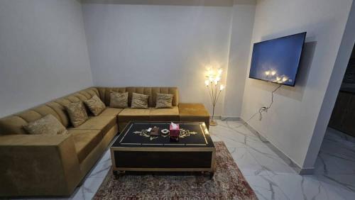 Bahria Town Apartment | Pearl Hotel