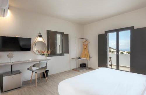 Imerovigli Hotel | Pearl Inn Hotel by Pearl Hotel Collection