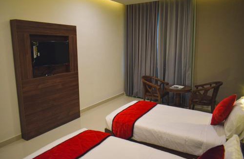 Attingal Hotel | Pearl Palace