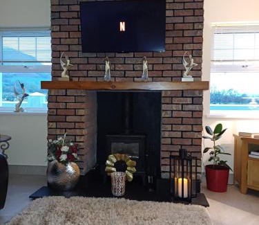 Londonderry House | Peartree Cottage