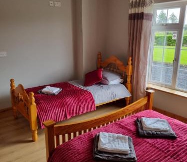 Inishmacatreer House | Pebble Dash House