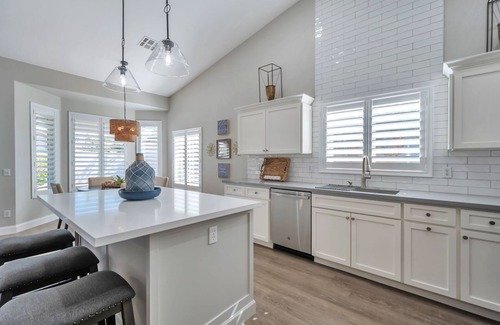 Palm Valley House | Pebblecreek 55+ Resort. Virtually brand new condition!