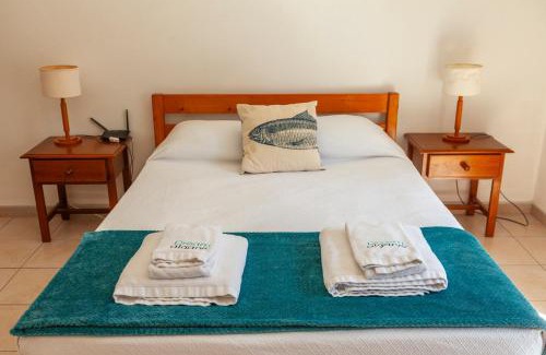 Ameijeira House | Pedra Alcada Stays Bedroom