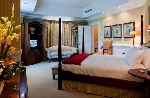 Secunda Hotel | Peermont Walmont at Graceland, Secunda