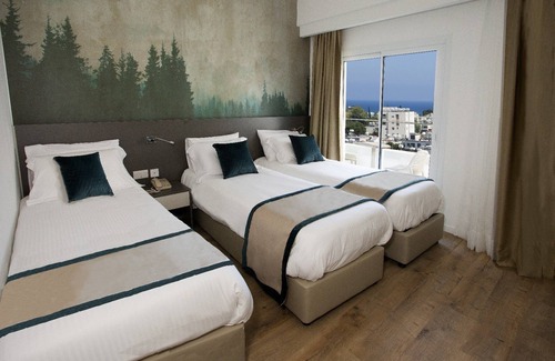 Limassol Hotel | Pefkos Hotel