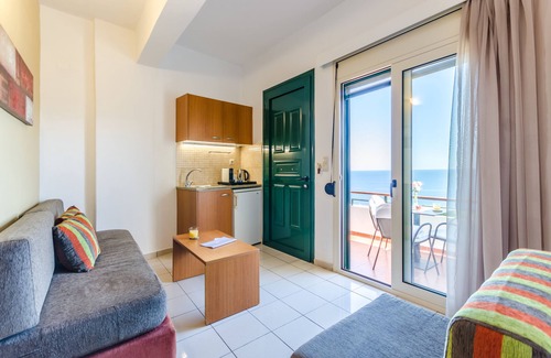 Agia Pelagia Apartment | Pela Mare Hotel