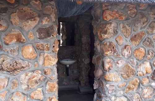 Central Cabin | Pelican Lodge and Camping