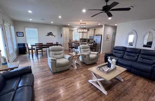 Golden Meadow House | Pelican Reef - Boat Access - Island Realty