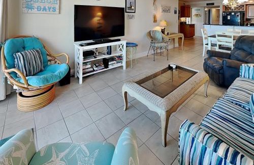 Wilmington Beach Apartment | Pelican Watch #303 - Endless Views Retreat