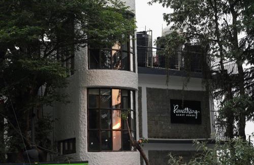 Dharamshala Hotel | Pema Thang Guest House Mcleodganj
