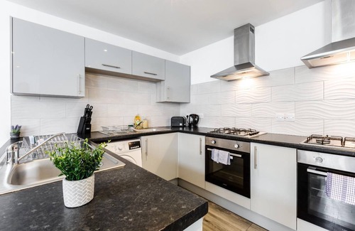 Liverpool House | Pemberton House By Smart Corporate Stays