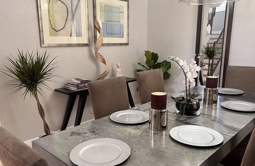 Pembroke Pines House | Pembroke Pines prime location for business & leisure travelers.