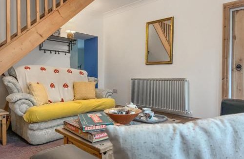 Hirwaun House | Pen Bryn - Uk48348