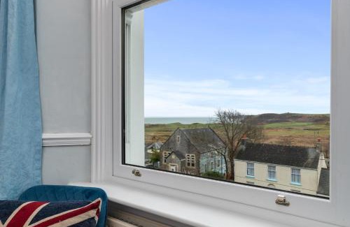 Penally House | Penalun House - Beautiful Sea Views