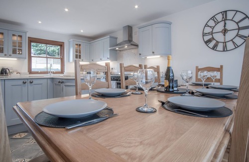Amroth House | Pendeilo Villa - 5 Bedroom Holiday Home - Amroth