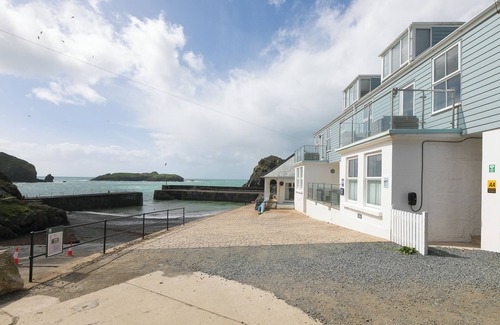 Mullion Cottage | Penelope