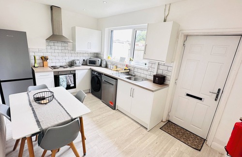 Tremorfa House | Pengam House