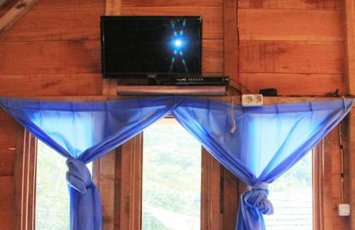 Berastagi Hotel | Penginapan puncak Dua Mitra RedDoorz