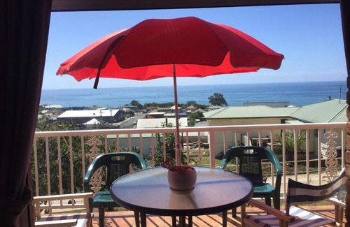 Penguin House | Penguin Seaside Homestay