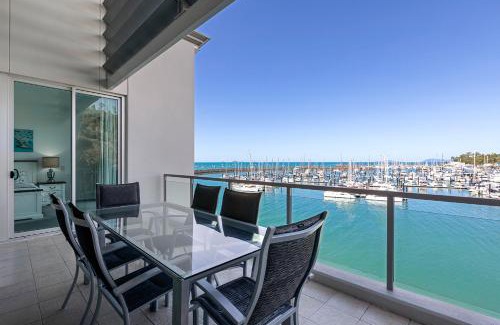 Airlie Beach Apartment | Peninsula Airlie Beach