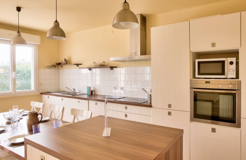 Penmarch House | Penmarch, house for 7 with a pool